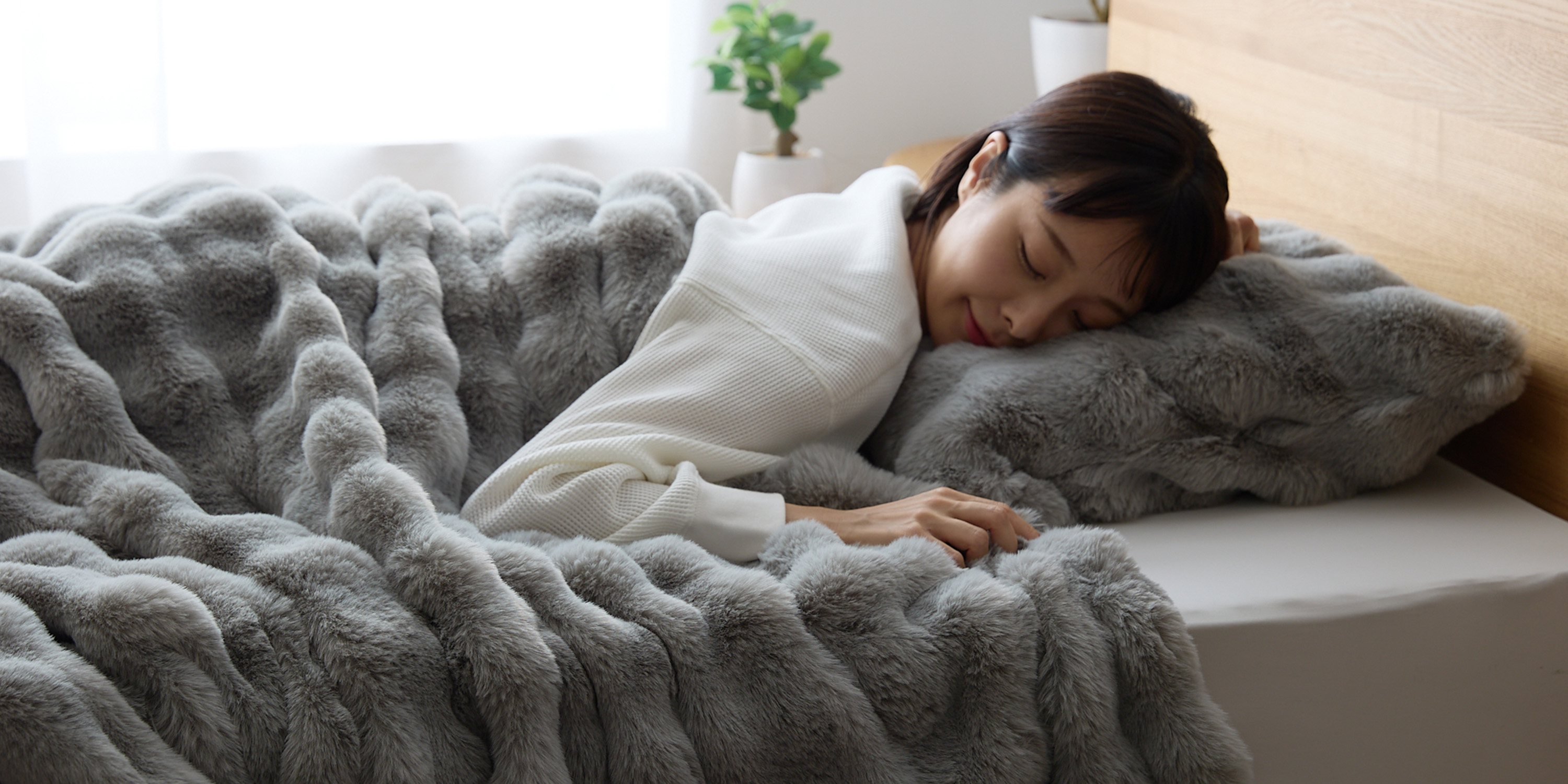 SOFURA BED COLLECTION