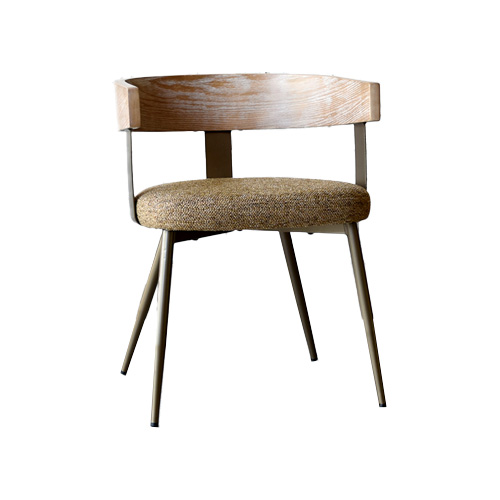 Rafilaの家具でコーディネート