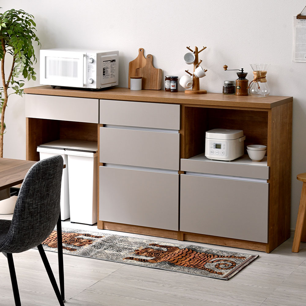 ユニット家具カフェ